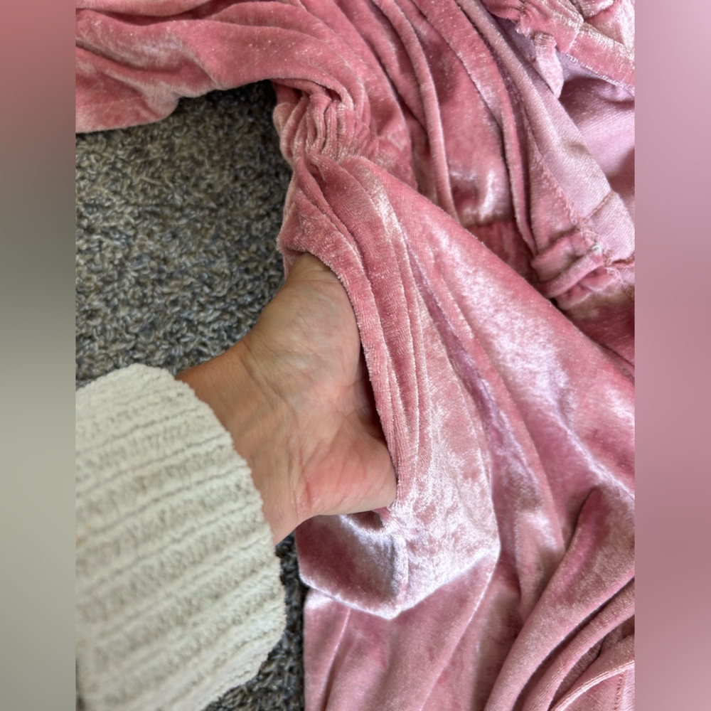 Niki-Lu 80s Vintage Women’s Crushed Pink Velvet Wrap-Around Robe Size Small - Picture 11 of 11
